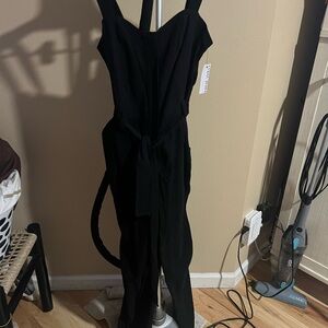 Nine west sweetheart jumpsuit tapered leg w pocket sz M casual date night travel